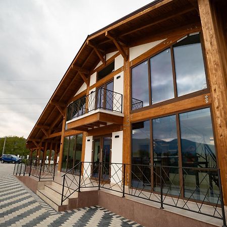 Pensiunea Subcarpati Călimăneşti Extérieur photo